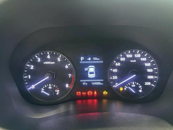 Hyundai Solaris II с пробегом 2017 года, цена 1 194 000 рублей, 169100 км, седан, Автокод Объявления