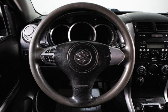 Suzuki Grand Vitara II Рестайлинг с пробегом 2010 года, цена 989 000 рублей, 273812 км, внедорожник, Автокод Объявления