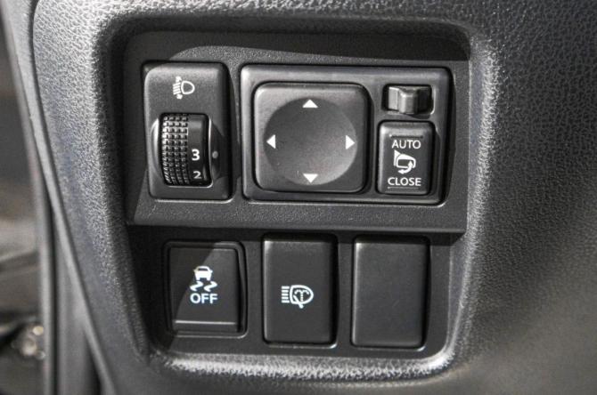 Nissan Juke I с пробегом 2012 года, цена 999 000 рублей, 160000 км, внедорожник, Автокод Объявления