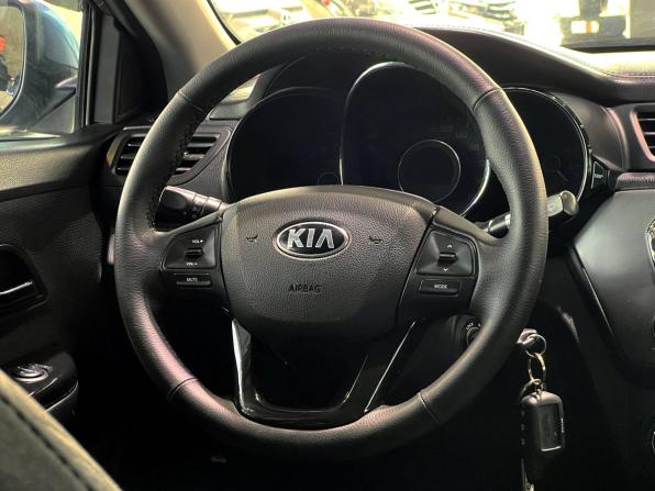 Kia Rio III с пробегом 2013 года, цена 890 000 рублей, 187946 км, седан, Автокод Объявления