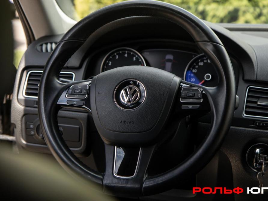 Volkswagen Touareg II Москва  - изображение 11