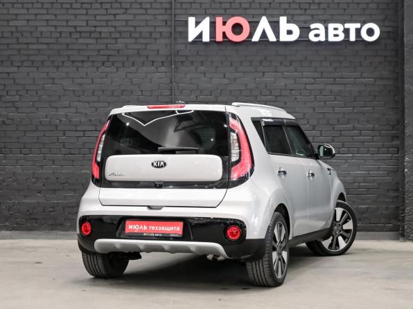 Kia Soul II Рестайлинг с пробегом 2018 года, цена 1 530 000 рублей, 97293 км, хэтчбек, Автокод Объявления