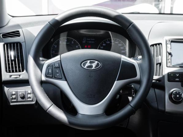 Hyundai i30 I Рестайлинг с пробегом 2011 года, цена 979 000 рублей, 118946 км, хэтчбек, Автокод Объявления