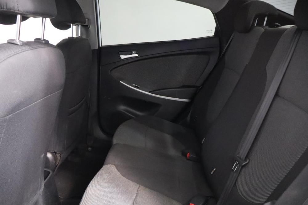 Hyundai Solaris I Санкт-Петербург  - изображение 13