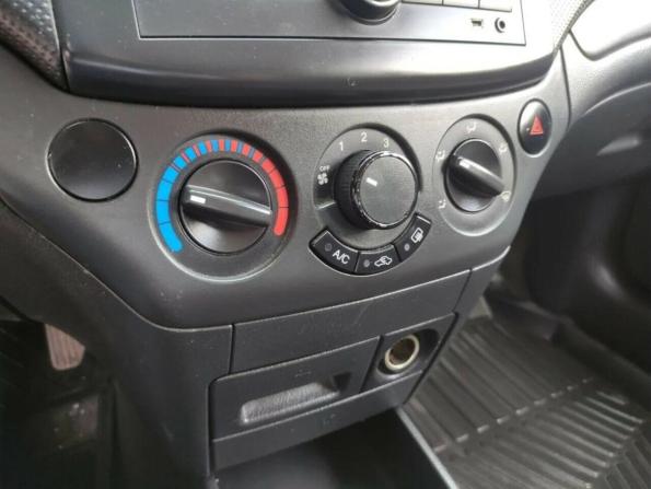 Chevrolet Aveo I Рестайлинг с пробегом 2011 года, цена 460 000 рублей, 216703 км, седан, Автокод Объявления