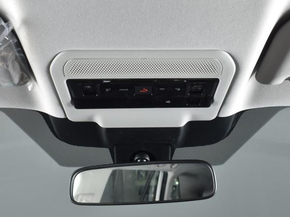 Toyota RAV4 VI (XA60) с пробегом 2025 года, цена 3 900 995 рублей, 27 км, внедорожник, Автокод Объявления