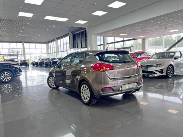 Kia Ceed II с пробегом 2013 года, цена 1 095 000 рублей, 92370 км, хэтчбек, Автокод Объявления