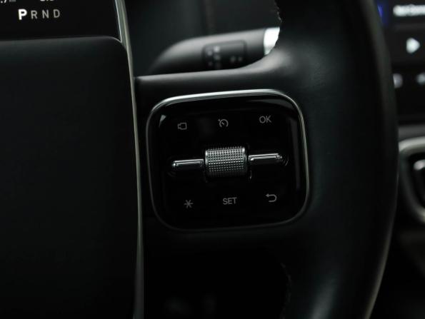 Li Auto (Lixiang) L9 I с пробегом 2024 года, цена 5 899 000 рублей, 52606 км, внедорожник, Автокод Объявления