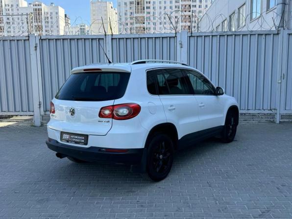 Volkswagen Tiguan I с пробегом 2010 года, цена 1 285 000 рублей, 170000 км, внедорожник, Автокод Объявления