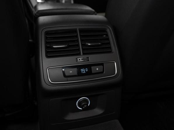 Audi A4 V (B9) Рестайлинг с пробегом 2019 года, цена 2 890 000 рублей, 123227 км, седан, Автокод Объявления