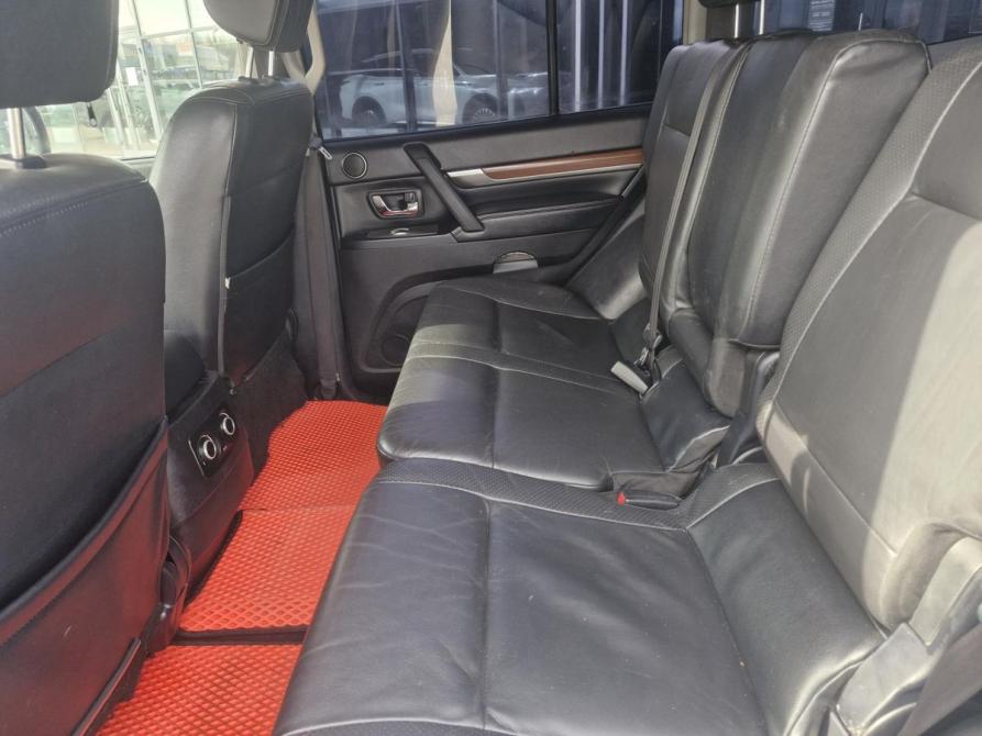 Mitsubishi Pajero IV Калуга  - изображение 6