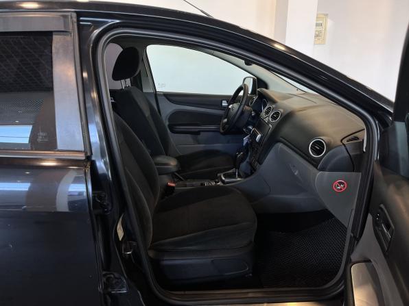 Ford Focus II Рестайлинг с пробегом 2008 года, цена 588 000 рублей, 250023 км, хэтчбек, Автокод Объявления