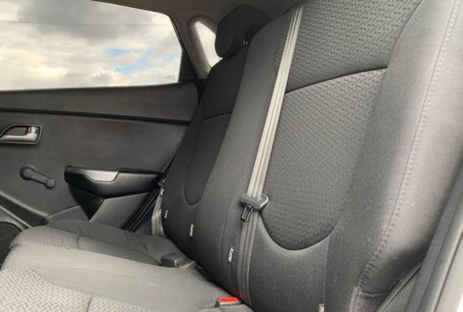 Kia Rio III Рестайлинг с пробегом 2016 года, цена 900 000 рублей, 121669 км, хэтчбек, Автокод Объявления
