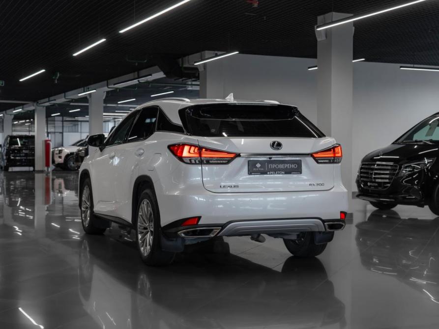 Lexus RX IV Рестайлинг Москва  - изображение 4