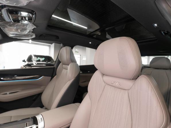 Geely Atlas II с пробегом 2026 года, цена 3 400 000 рублей, 50 км, внедорожник, Автокод Объявления