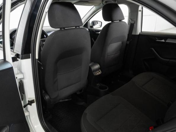 Volkswagen Polo VI с пробегом 2021 года, цена 1 686 000 рублей, 160701 км, лифтбек, Автокод Объявления