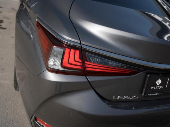 Lexus ES VII с пробегом 2020 года, цена 3 785 000 рублей, 98246 км, седан, Автокод Объявления