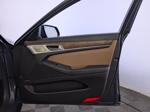 Genesis G80 I с пробегом 2017 года, цена 2 264 000 рублей, 178319 км, седан, Автокод Объявления