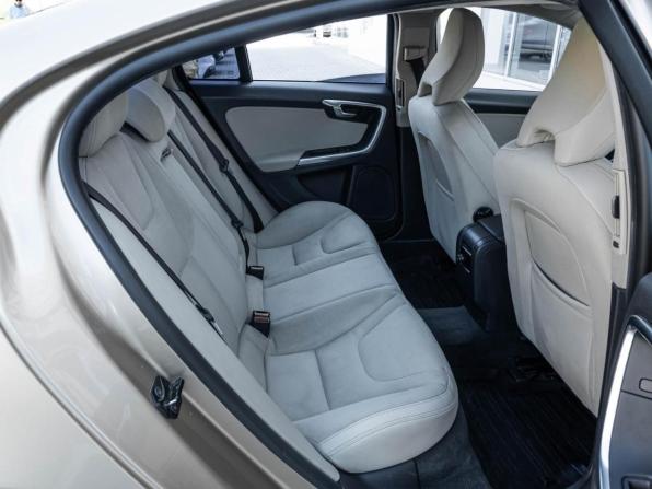 Volvo S60 II с пробегом 2011 года, цена 598 000 рублей, 400690 км, седан, Автокод Объявления