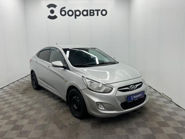 Hyundai Solaris I с пробегом 2013 года, цена 620 000 рублей, 178267 км, седан, Автокод Объявления