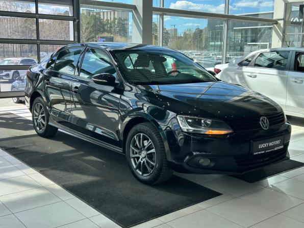 Volkswagen Jetta VI с пробегом 2012 года, цена 795 000 рублей, 305474 км, седан, Автокод Объявления