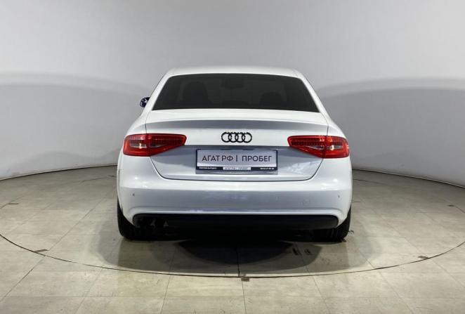 Audi A4 IV (B8) Рестайлинг с пробегом 2014 года, цена 1 490 000 рублей, 215715 км, седан, Автокод Объявления