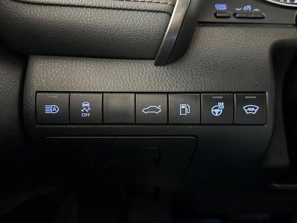Toyota Camry VIII (XV70) с пробегом 2018 года, цена 2 100 000 рублей, 278787 км, седан, Автокод Объявления