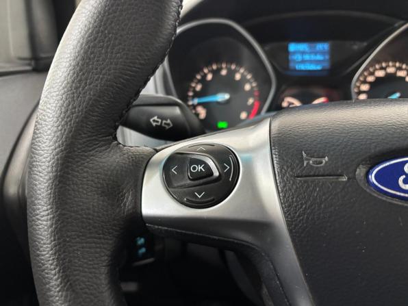 Ford Focus III с пробегом 2012 года, цена 650 000 рублей, 176347 км, хэтчбек, Автокод Объявления