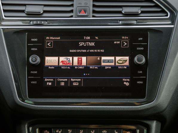 Volkswagen Tiguan II с пробегом 2020 года, цена 2 748 000 рублей, 142213 км, внедорожник, Автокод Объявления