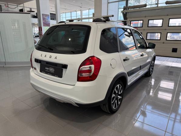 Lada (ВАЗ) Granta I Рестайлинг с пробегом 2023 года, цена 894 000 рублей, 34620 км, универсал, Автокод Объявления
