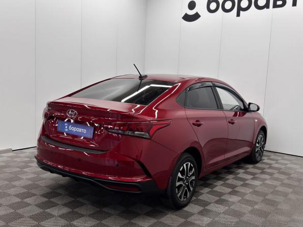Hyundai Solaris II Рестайлинг с пробегом 2022 года, цена 1 698 000 рублей, 32178 км, седан, Автокод Объявления