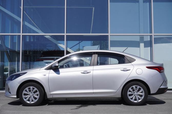 Hyundai Solaris II Рестайлинг с пробегом 2021 года, цена 1 369 000 рублей, 99379 км, седан, Автокод Объявления
