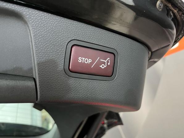 Mercedes-Benz GLA I (X156) с пробегом 2016 года, цена 1 690 000 рублей, 180055 км, внедорожник, Автокод Объявления