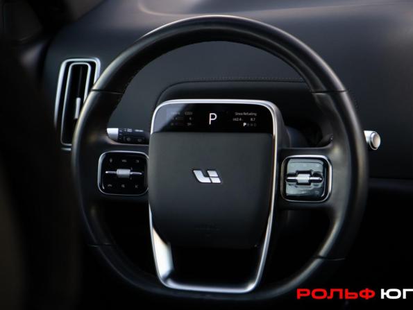 Li Auto (Lixiang) L7 I с пробегом 2023 года, цена 5 498 000 рублей, 66372 км, внедорожник, Автокод Объявления