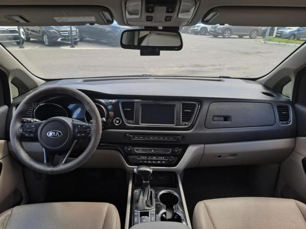 Kia Carnival III с пробегом 2020 года, цена 2 760 000 рублей, 135000 км, минивэн, Автокод Объявления