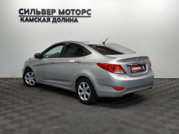 Hyundai Solaris I с пробегом 2011 года, цена 720 000 рублей, 155000 км, седан, Автокод Объявления