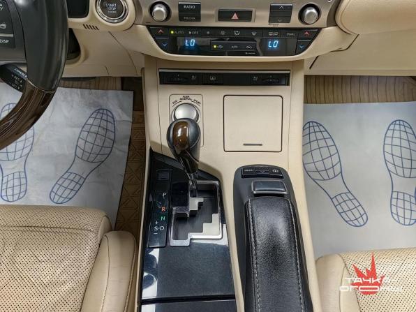 Lexus ES VI с пробегом 2013 года, цена 1 750 000 рублей, 230000 км, седан, Автокод Объявления