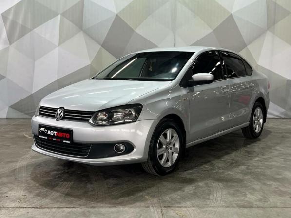 Volkswagen Polo V с пробегом 2012 года, цена 685 000 рублей, 176232 км, седан, Автокод Объявления