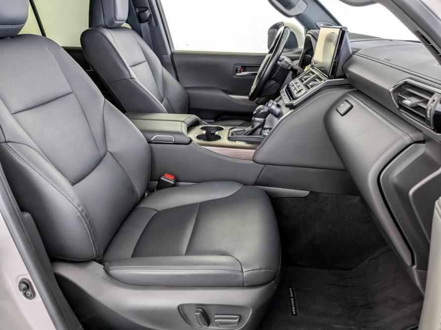 Toyota Land Cruiser 300 Series Москва  - изображение 25