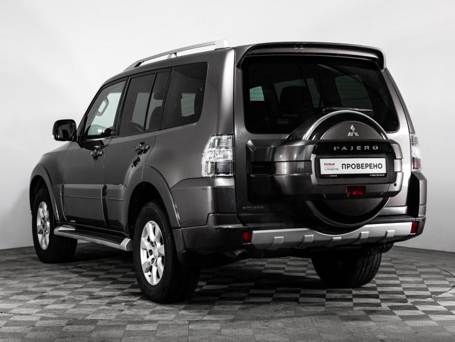 Mitsubishi Pajero IV Рестайлинг 1 Санкт-Петербург  - изображение 7