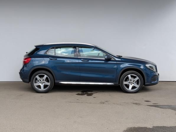 Mercedes-Benz GLA I (X156) Рестайлинг с пробегом 2019 года, цена 2 650 000 рублей, 49821 км, внедорожник, Автокод Объявления