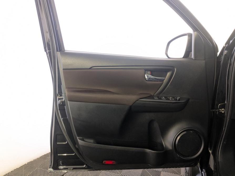 Toyota Fortuner II Москва  - изображение 19