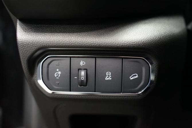 Haval Jolion I Рестайлинг с пробегом 2025 года, цена 1 999 000 рублей, 31576 км, внедорожник, Автокод Объявления