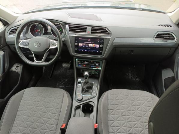 Volkswagen Tiguan II Рестайлинг с пробегом 2021 года, цена 3 529 000 рублей, 51356 км, внедорожник, Автокод Объявления