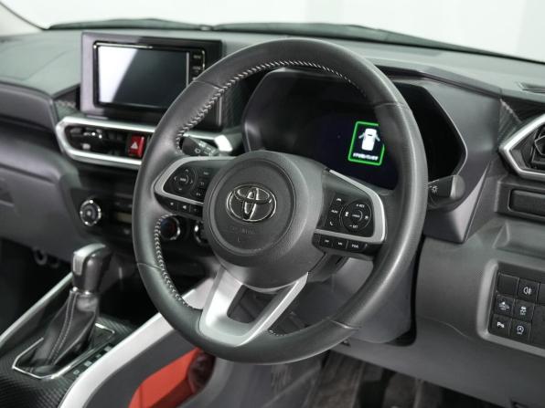 Toyota Raize I с пробегом 2020 года, цена 1 930 000 рублей, 38800 км, внедорожник, Автокод Объявления