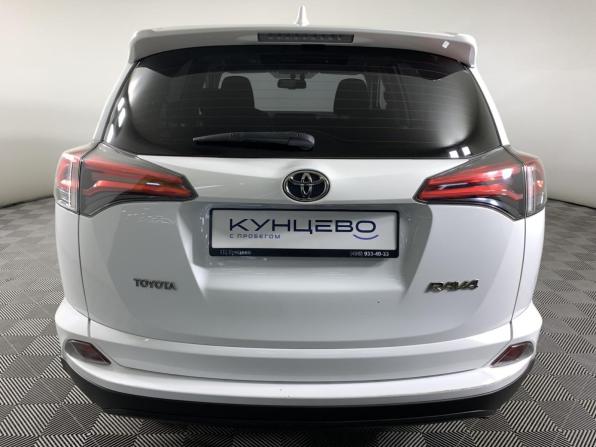Toyota RAV4 IV (XA40) Рестайлинг с пробегом 2018 года, цена 2 180 000 рублей, 109366 км, внедорожник, Автокод Объявления