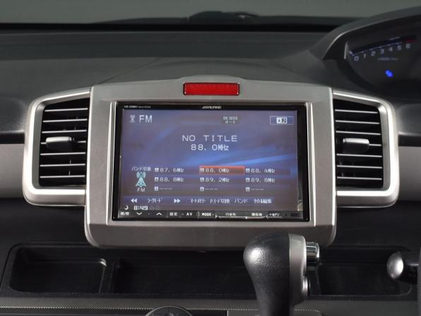Honda Freed I Рестайлинг с пробегом 2012 года, цена 949 995 рублей, 186895 км, компактвэн, Автокод Объявления