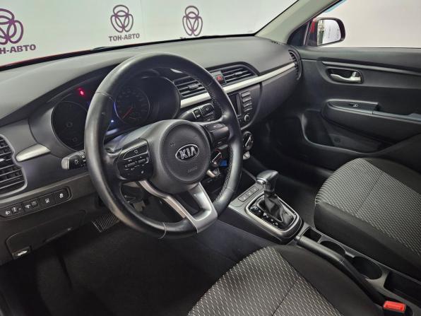 Kia Rio IV с пробегом 2017 года, цена 1 289 000 рублей, 104715 км, седан, Автокод Объявления