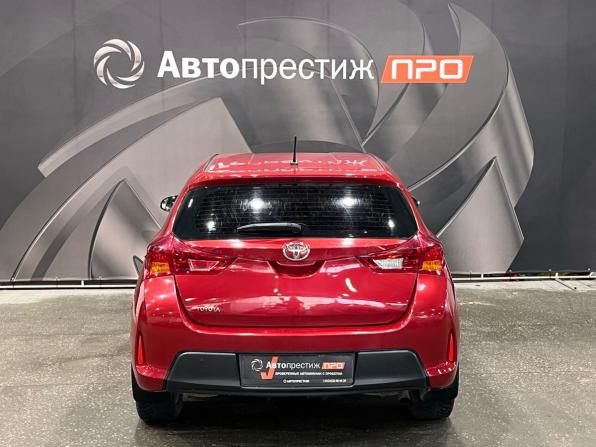 Toyota Auris II с пробегом 2013 года, цена 825 000 рублей, 205562 км, хэтчбек, Автокод Объявления