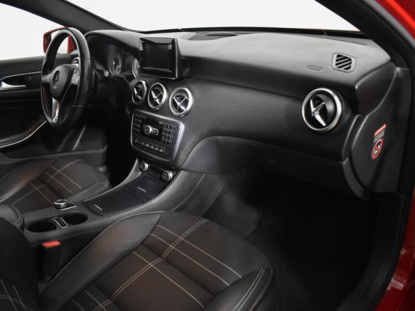 Mercedes-Benz A-Класс III (W176) с пробегом 2015 года, цена 1 299 000 рублей, 159779 км, хэтчбек, Автокод Объявления